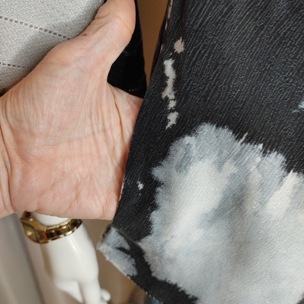 STELLA & JAMIE BELL SLEEVE TOP WITH POCKETS, BLACK TYE DIE XS - Picture 4 of 8